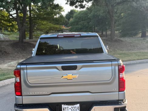 Used 2026 Chevrolet Silverado 1500 LT w/ Z71 Off-Road Package AWD/4WD image 8