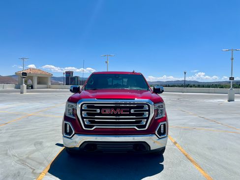 Used 2020 GMC Sierra 1500 SLT w/ SLT Premium Plus Package AWD/4WD image 4