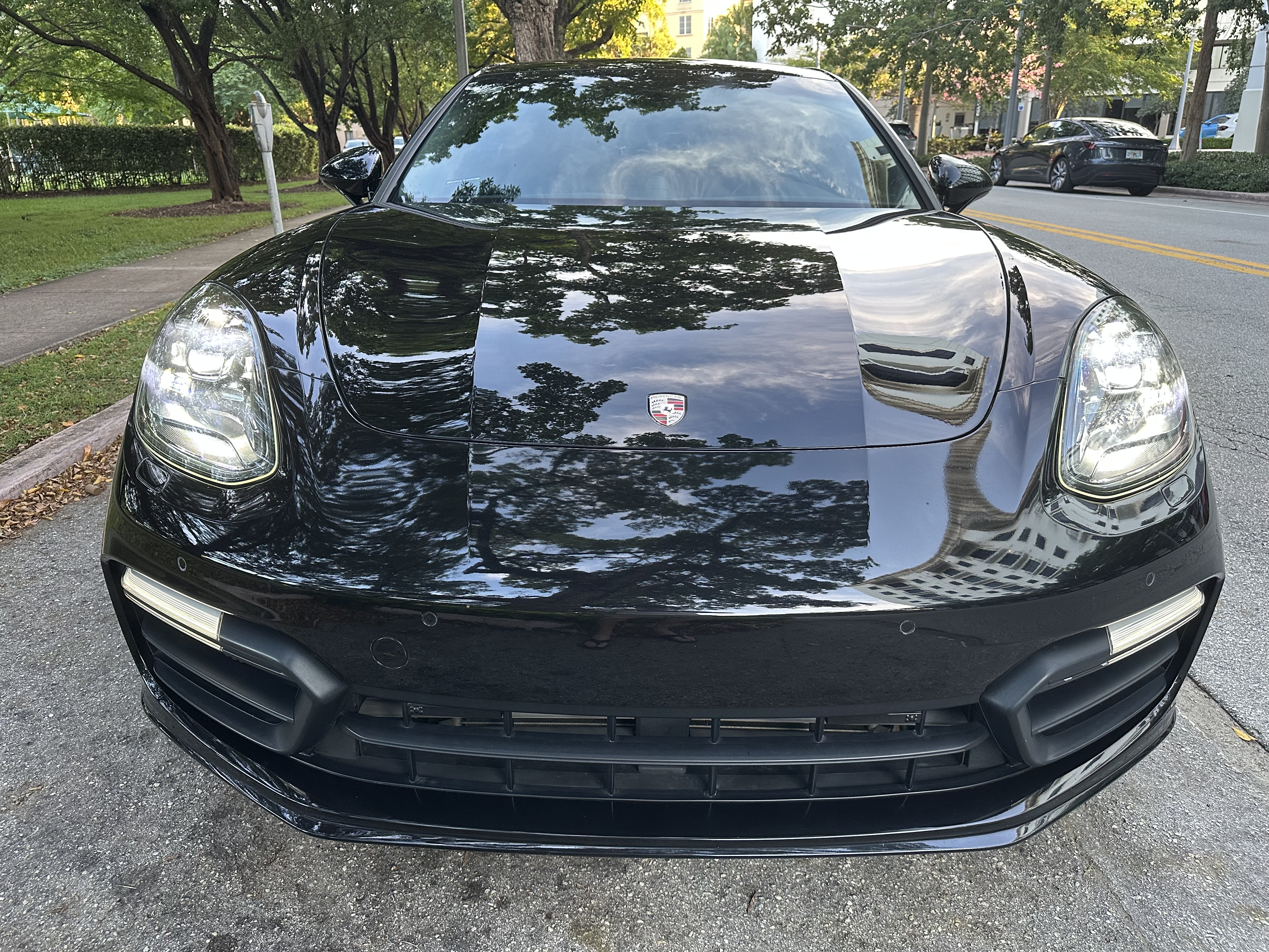 Used 2017 Porsche Panamera 4S AWD/4WD image 11