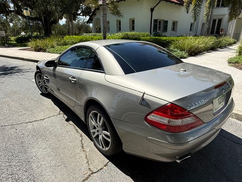 Used 2007 Mercedes-Benz SL 550 image 4