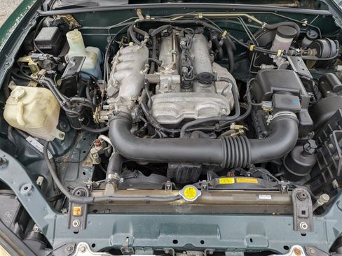 Used 2001 MAZDA MX-5 Miata SE image 15