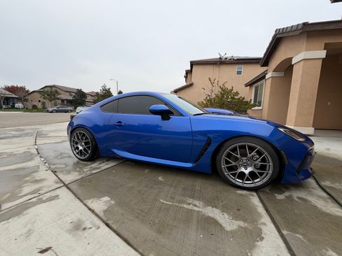 Used 2024 Subaru BRZ Limited w/ Popular Package 2 image 1