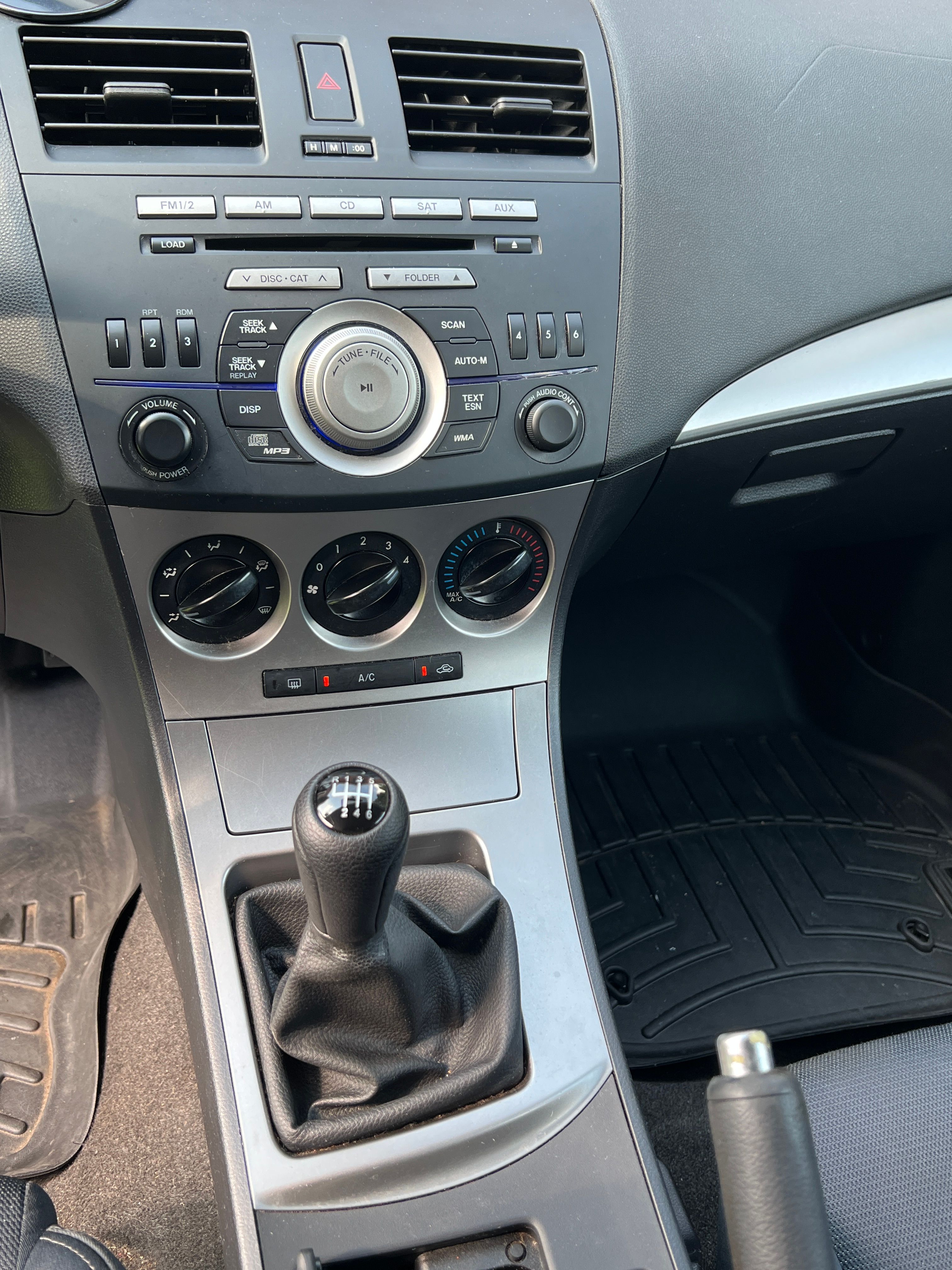 Used 2010 MAZDA MAZDA3 s Sport FWD image 9