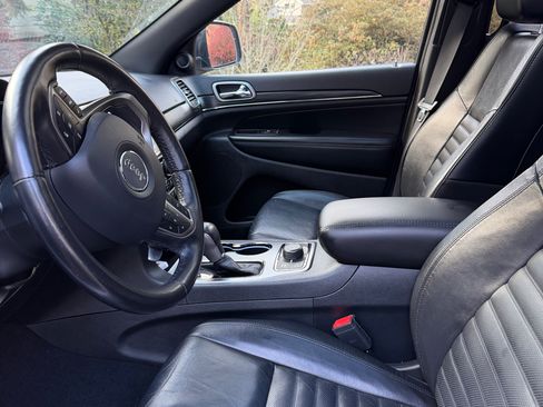 Used 2020 Jeep Grand Cherokee Limited X image 2