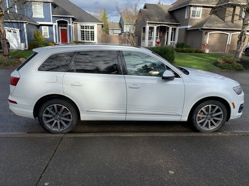 Used 2018 Audi Q7 3.0T Premium Plus w/ Premium Plus Package image 8