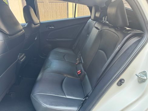 Used 2017 Toyota Prius Two image 25