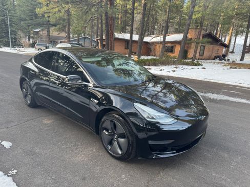 Used 2019 Tesla Model 3 Standard Range Plus image 5