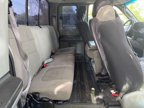 Used 2005 Ford F350 XLT AWD/4WD image 4