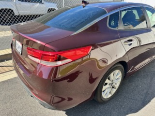 Used 2018 Kia Optima LX w/ 17" Alloy Wheels Package FWD image 6
