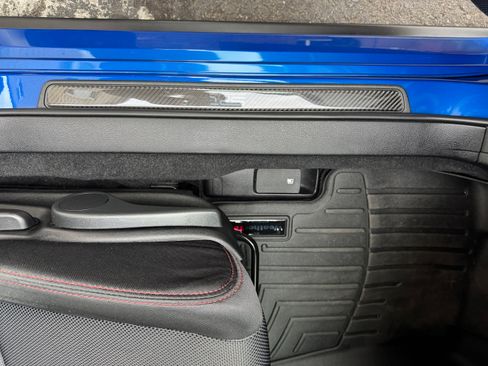 Used 2014 Subaru Impreza WRX Hatchback image 17