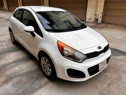 Used 2012 Kia Rio LX w/ PWR Pkg FWD image 1
