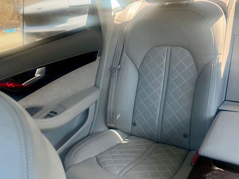 Used 2015 Audi A8 L 4.0T w/ Premium Package image 6