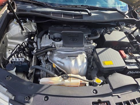 Used 2014 Toyota Camry LE image 13