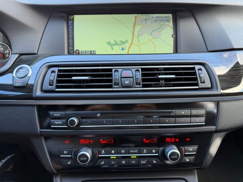 Used 2013 BMW M5 image 24