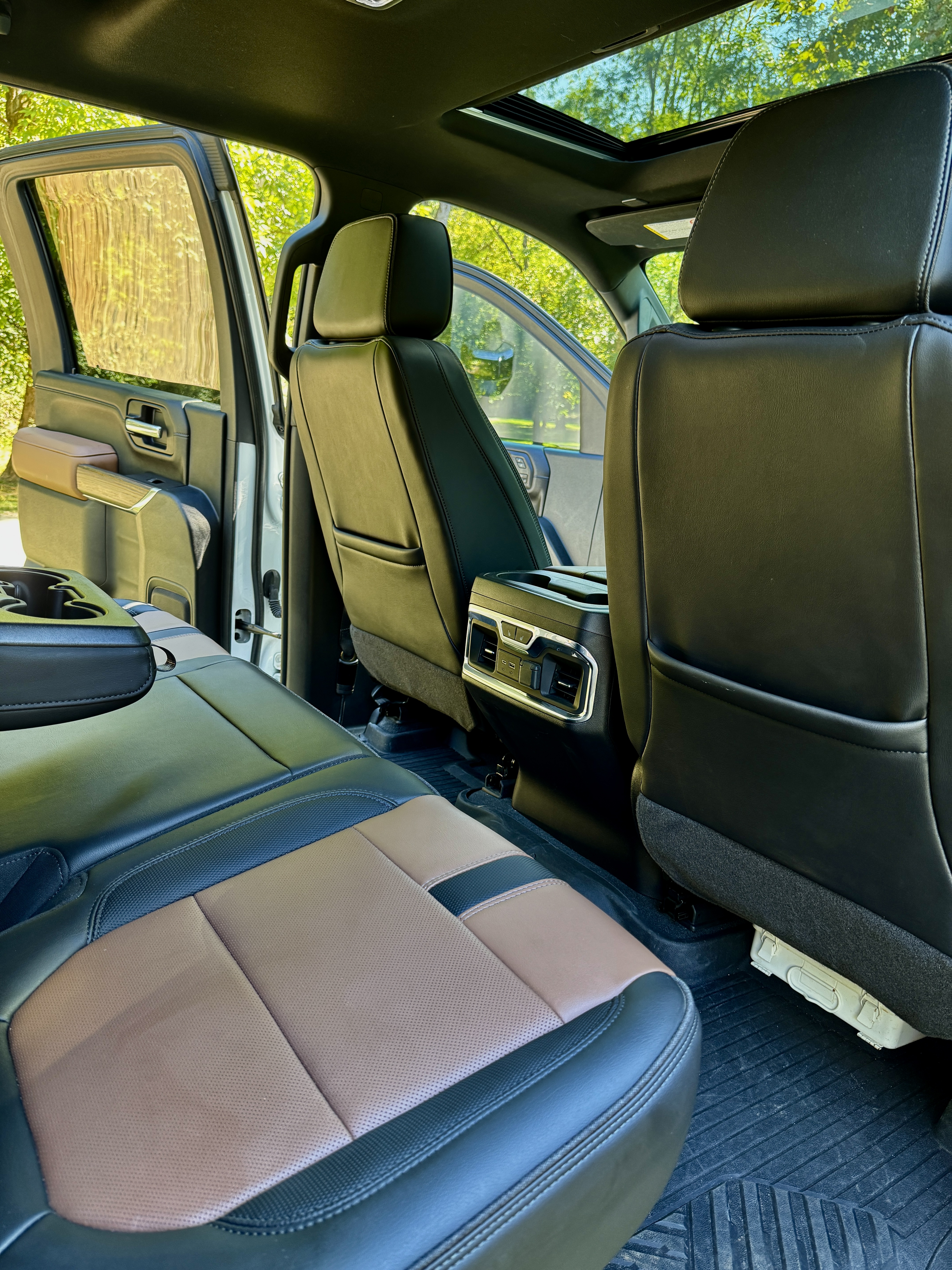 Used 2021 Chevrolet Silverado 3500 High Country AWD/4WD image 18