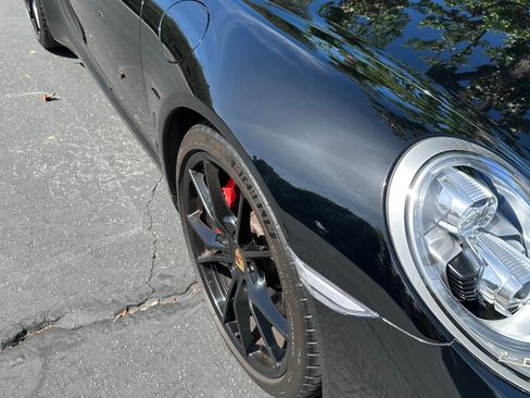 Used 2019 Porsche 911 Carrera S RWD image 4