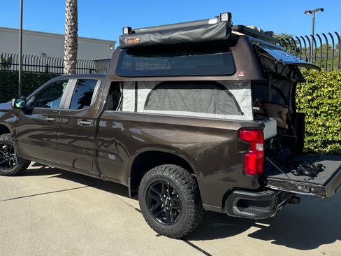 Used 2019 Chevrolet Silverado 1500 Custom Trail Boss w/ Custom Convenience Package image 6