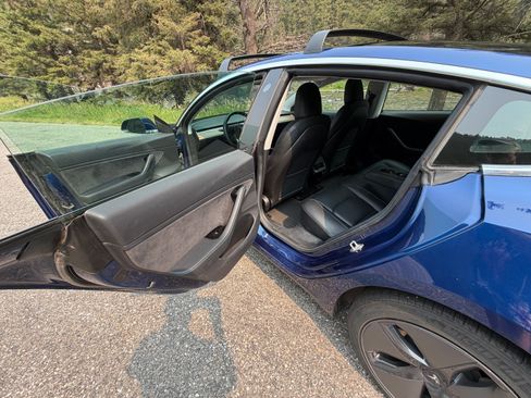 Used 2019 Tesla Model 3 Long Range AWD/4WD image 19