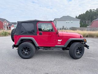 Used 2004 Jeep Wrangler X w/ Wheel Plus Group AWD/4WD image 4