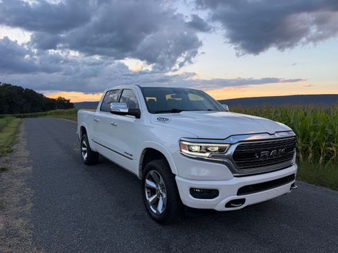 Used 2019 RAM 1500 Limited AWD/4WD image 1
