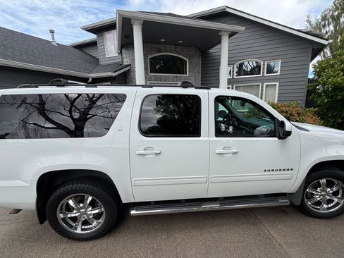 Used 2011 Chevrolet Suburban LT w/ Luxury Package AWD/4WD image 1