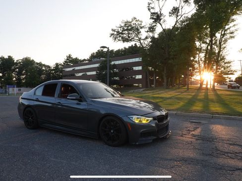 Used 2016 BMW 340i xDrive Sedan image 15