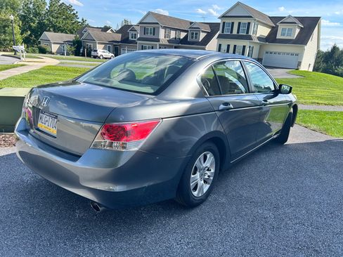 Used 2008 Honda Accord LX-P image 2