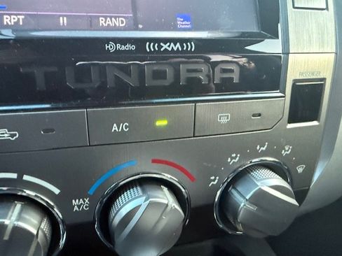 Used 2014 Toyota Tundra SR5 image 15