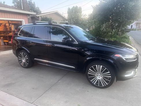 Used 2021 Volvo XC90 T8 Inscription w/ Advanced Package image 4