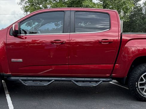 Used 2017 GMC Canyon SLE w/ All Terrain Package AWD/4WD image 11
