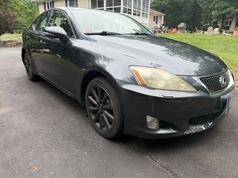 Used 2010 Lexus IS 250 AWD w/ Luxury Plus Value Edition image 4