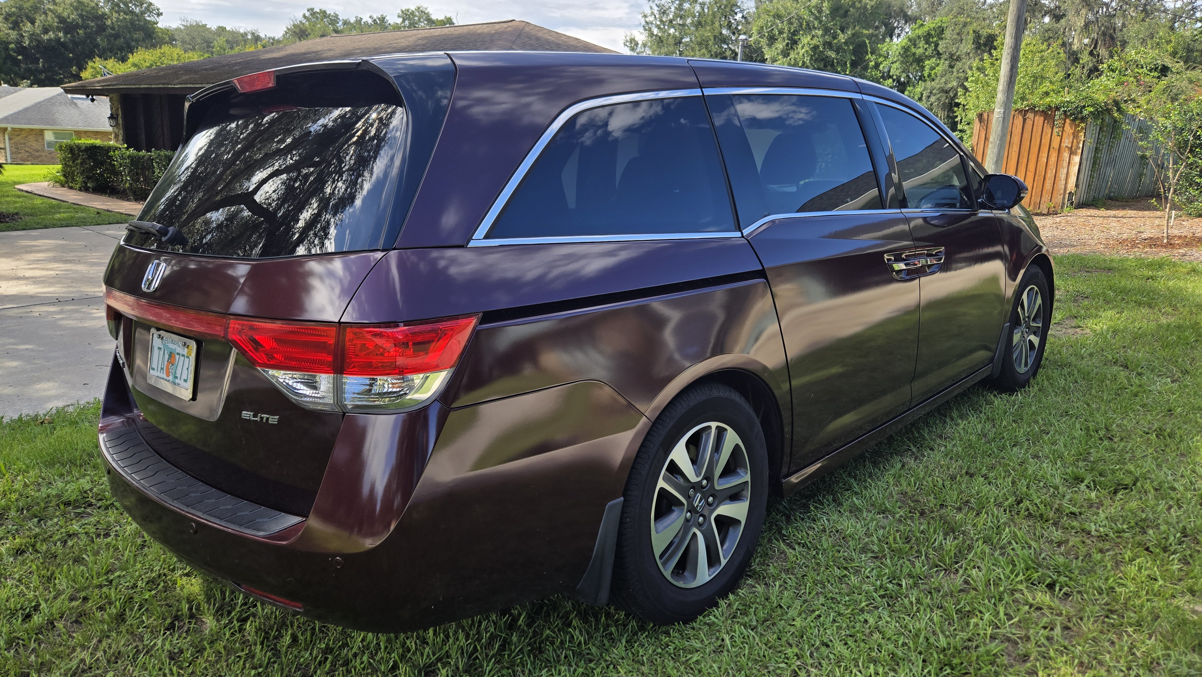 Used 2014 Honda Odyssey Touring Elite image 27