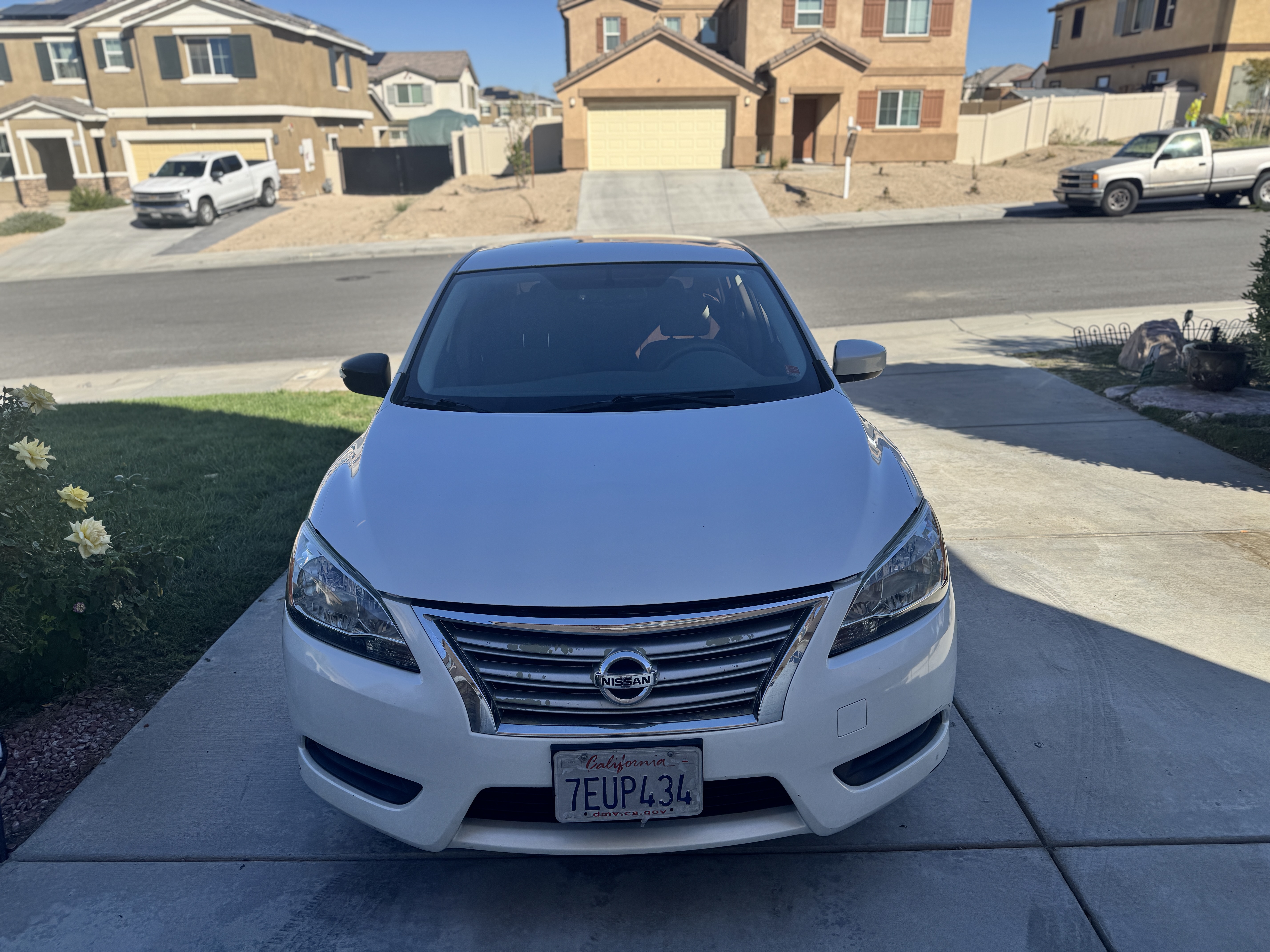 Used 2014 Nissan Sentra SV FWD image 1