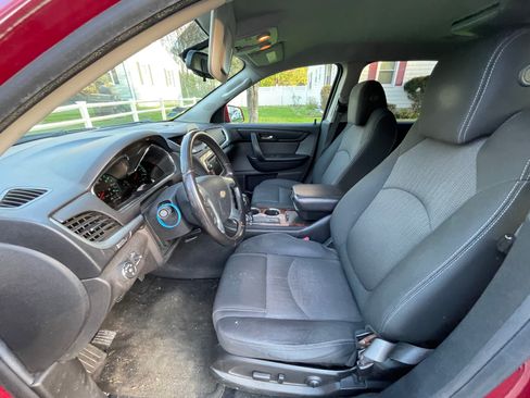 Used 2013 Chevrolet Traverse LT w/ All-Star Edition AWD/4WD image 9