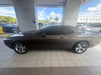 Used 2015 Dodge Challenger SXT