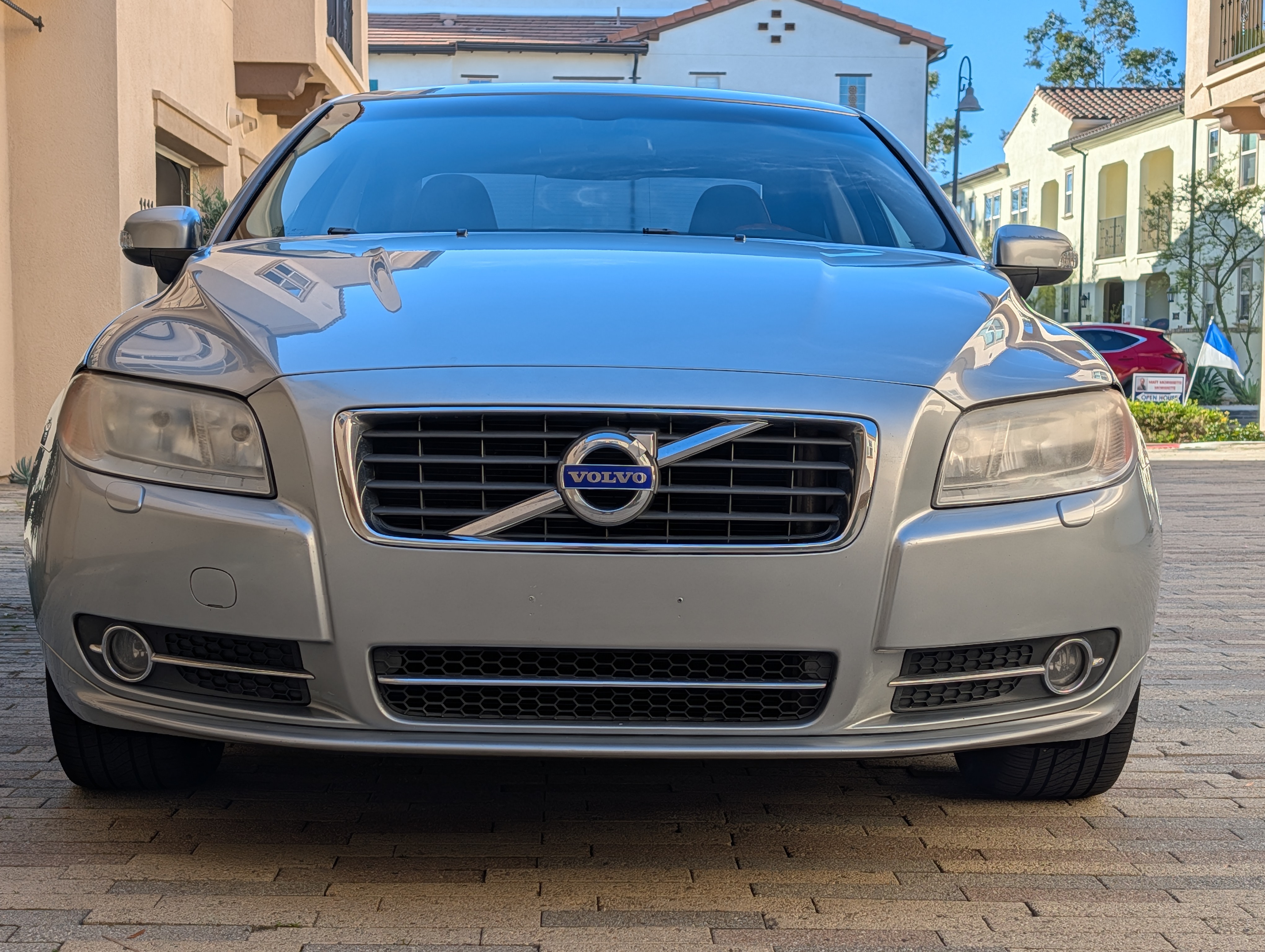 Used 2011 Volvo S80 3.2 w/ Inscription Pkg FWD image 4