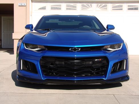 Used 2018 Chevrolet Camaro ZL1 image 4