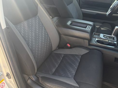 Used 2018 Toyota Tundra SR5 w/ TRD Off Road Package image 15