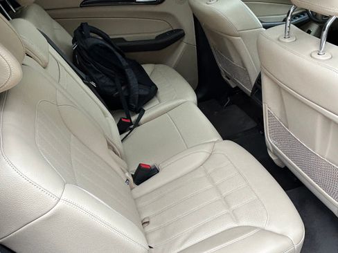 Used 2018 Mercedes-Benz GLS 450 4MATIC image 8