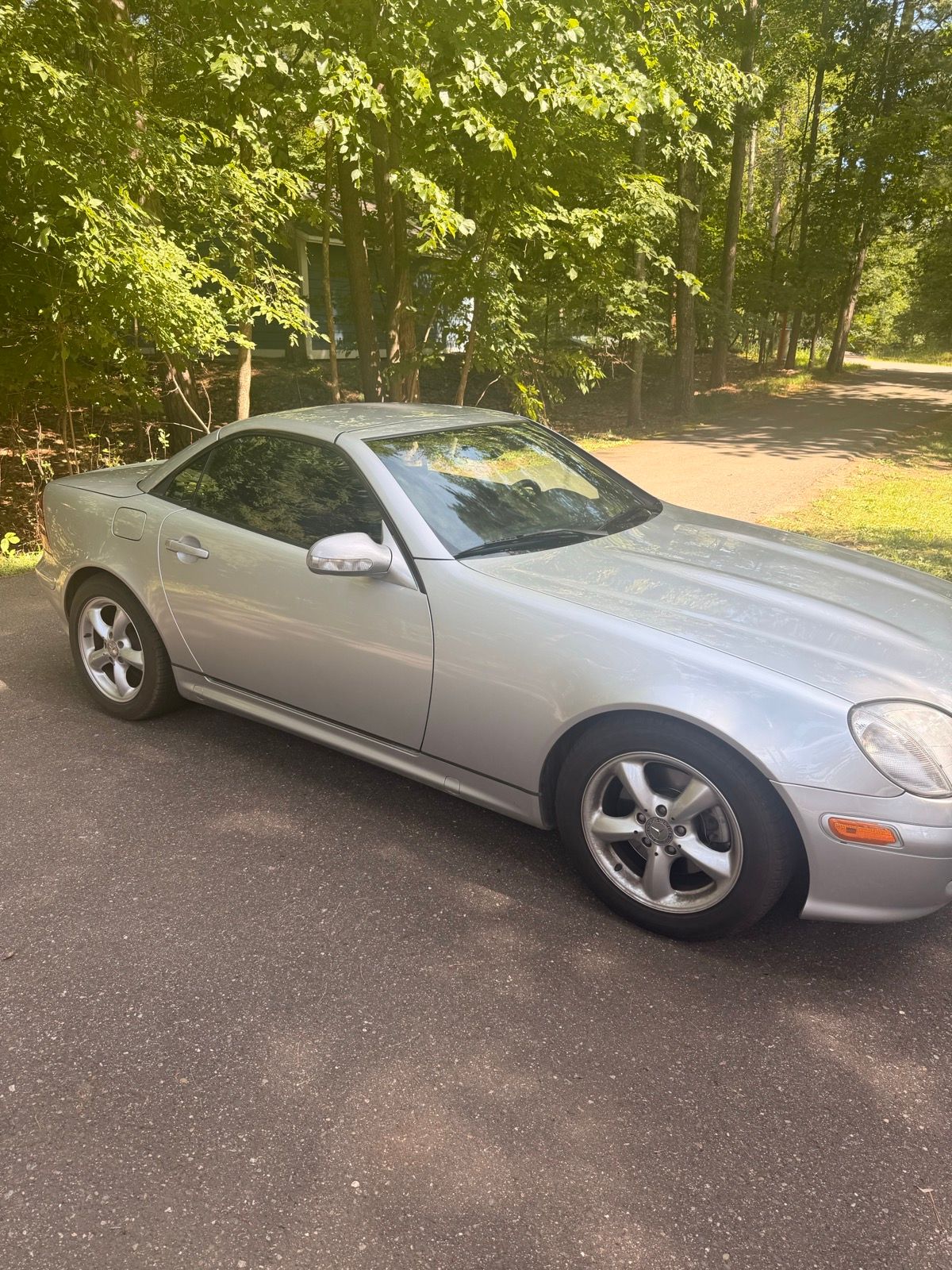 Used 2001 Mercedes-Benz SLK 320 image 1