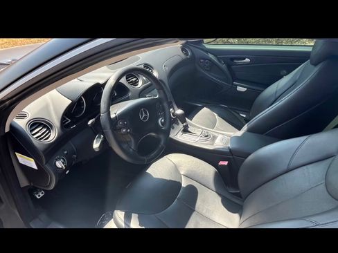 Used 2008 Mercedes-Benz SL 550 image 5