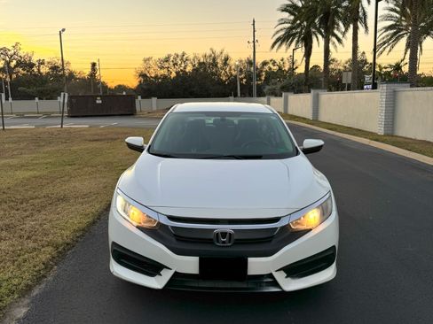 Used 2017 Honda Civic LX image 5