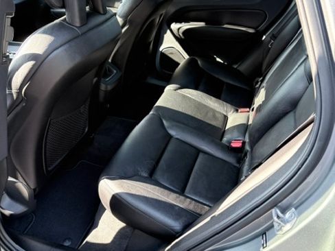 Used 2018 Volvo XC60 T5 Momentum w/ Convenience Package AWD/4WD image 12