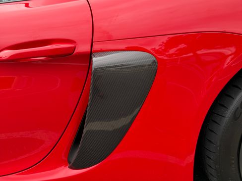 Used 2021 Porsche 718 Cayman GT4 image 15