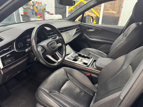 Used 2021 Audi Q7 3.0T Prestige w/ Prestige Package image 12