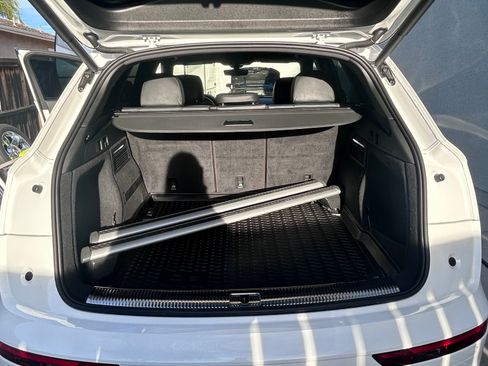 Used 2020 Audi SQ5 Premium Plus w/ Premium Plus Package image 15