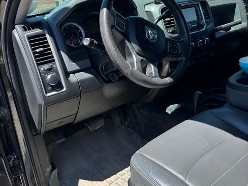 Used 2017 RAM 3500 Tradesman w/ Chrome Appearance Group AWD/4WD image 10