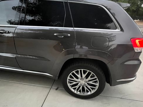 Used 2018 Jeep Grand Cherokee Summit w/ Platinum Series Group image 15