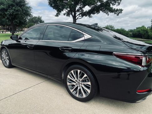 Used 2021 Lexus ES 350 w/ Premium Package FWD image 16