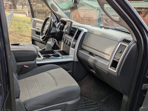 Used 2012 RAM 2500 Lone Star image 5